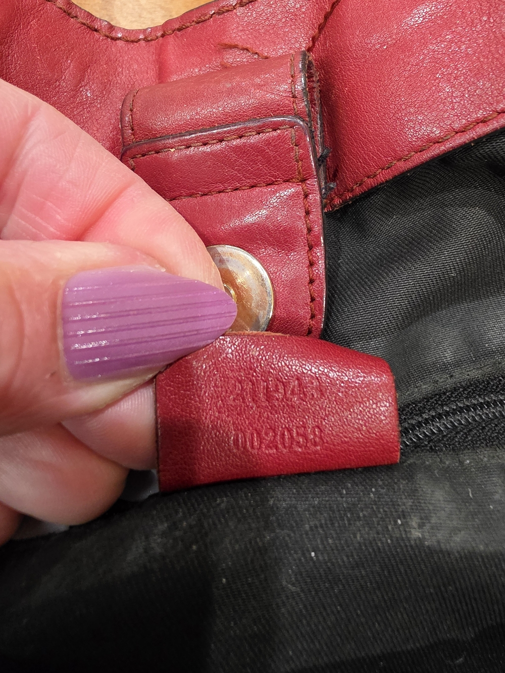 Gucci Sukey Diamante XL Shoulder Bag - Picture 15 of 16